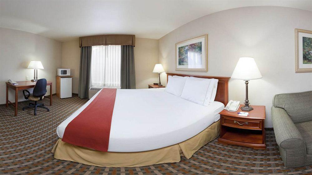 Holiday Inn Express Hotel & Suites Columbus Southeast Groveport By Ihg Dış mekan fotoğraf