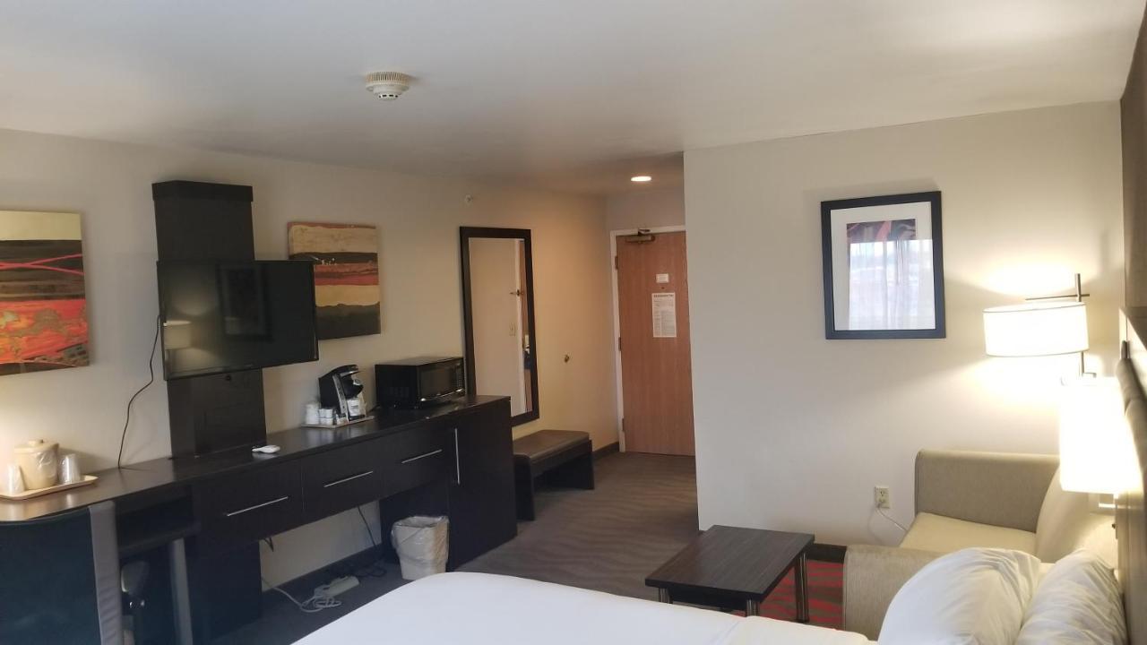 Holiday Inn Express Hotel & Suites Columbus Southeast Groveport By Ihg Dış mekan fotoğraf