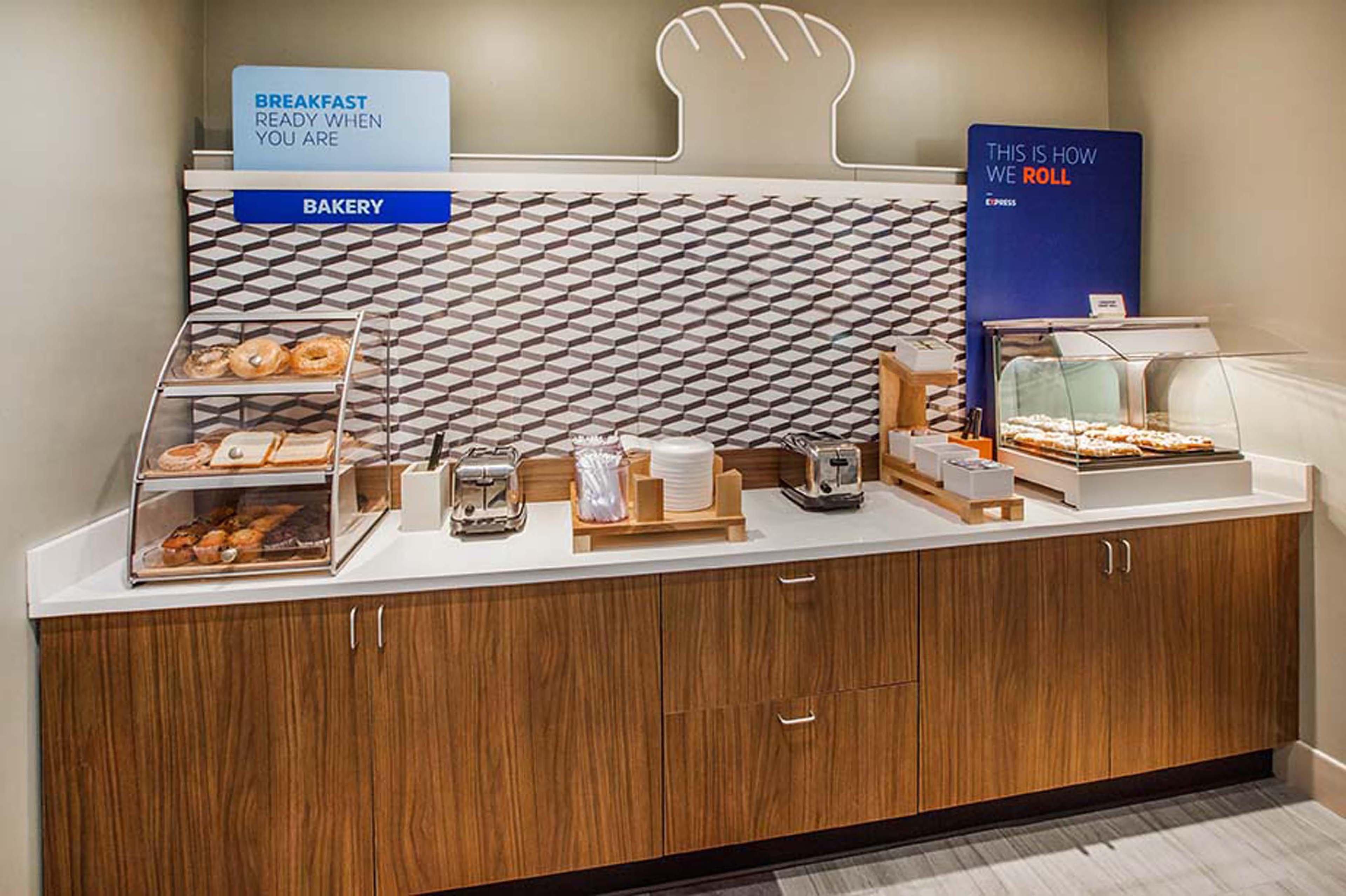 Holiday Inn Express Hotel & Suites Columbus Southeast Groveport By Ihg Dış mekan fotoğraf