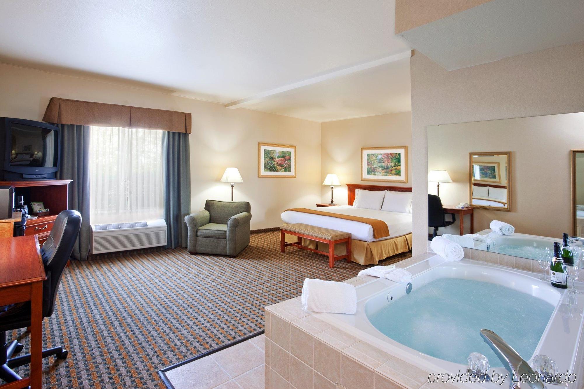 Holiday Inn Express Hotel & Suites Columbus Southeast Groveport, An Ihg Hotel Oda fotoğraf