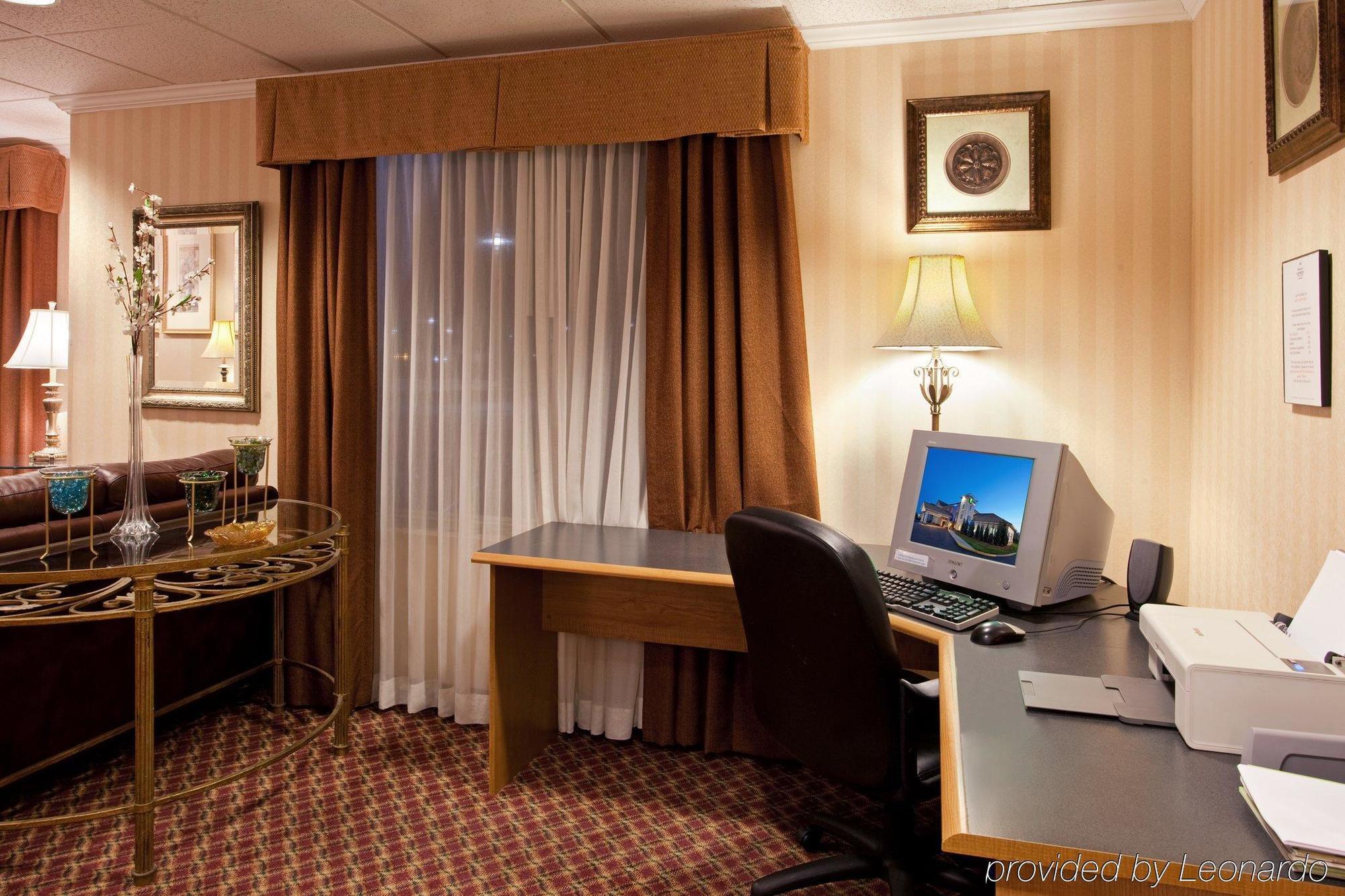 Holiday Inn Express Hotel & Suites Columbus Southeast Groveport By Ihg Dış mekan fotoğraf