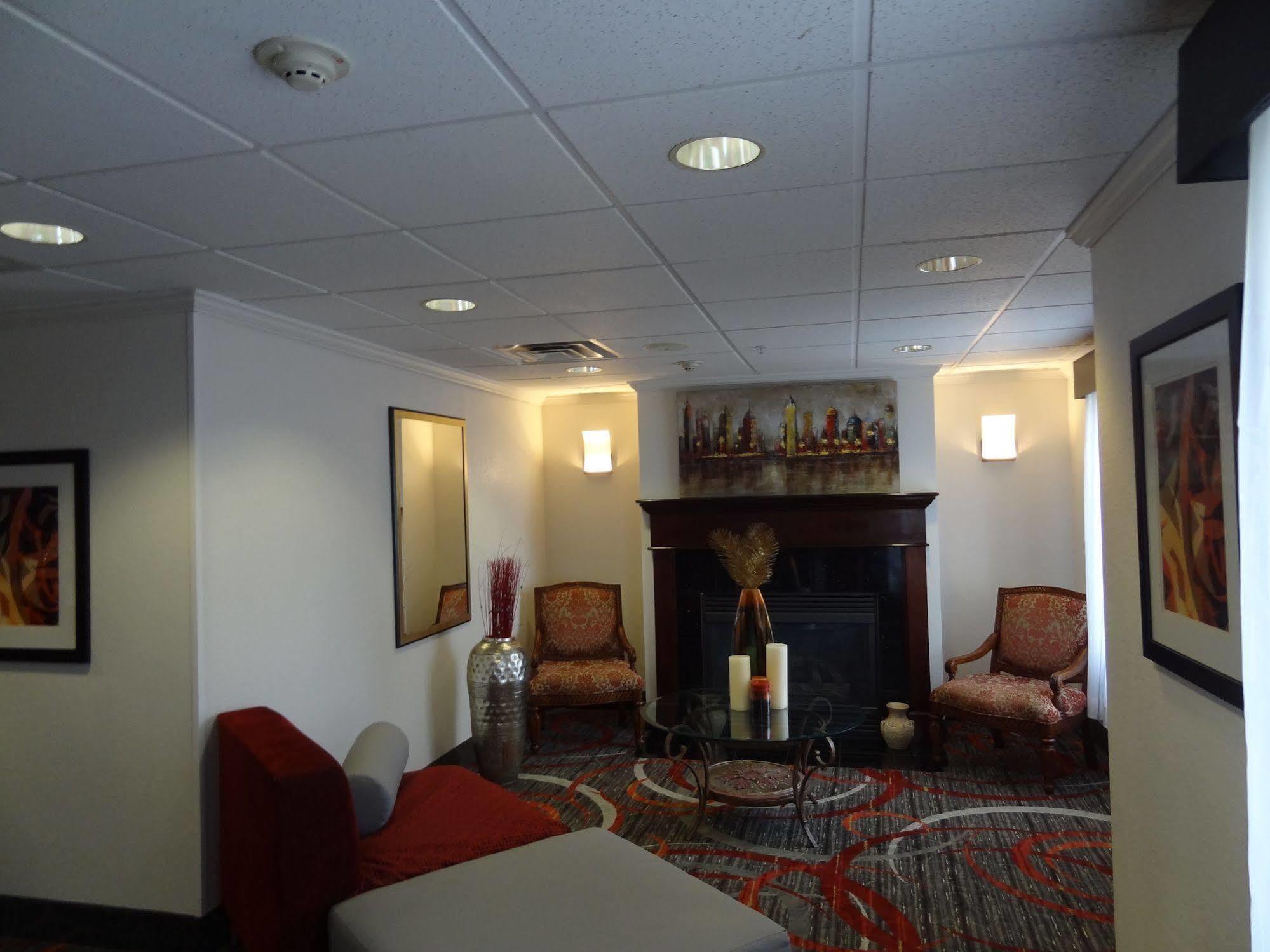Holiday Inn Express Hotel & Suites Columbus Southeast Groveport By Ihg Dış mekan fotoğraf